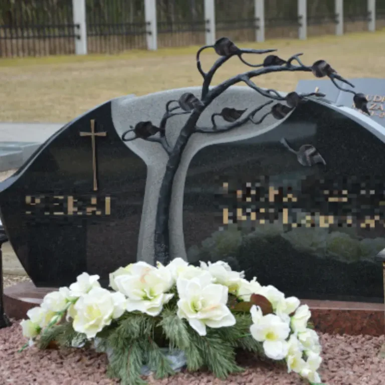 Antkapių ir paminklų gamyba 14