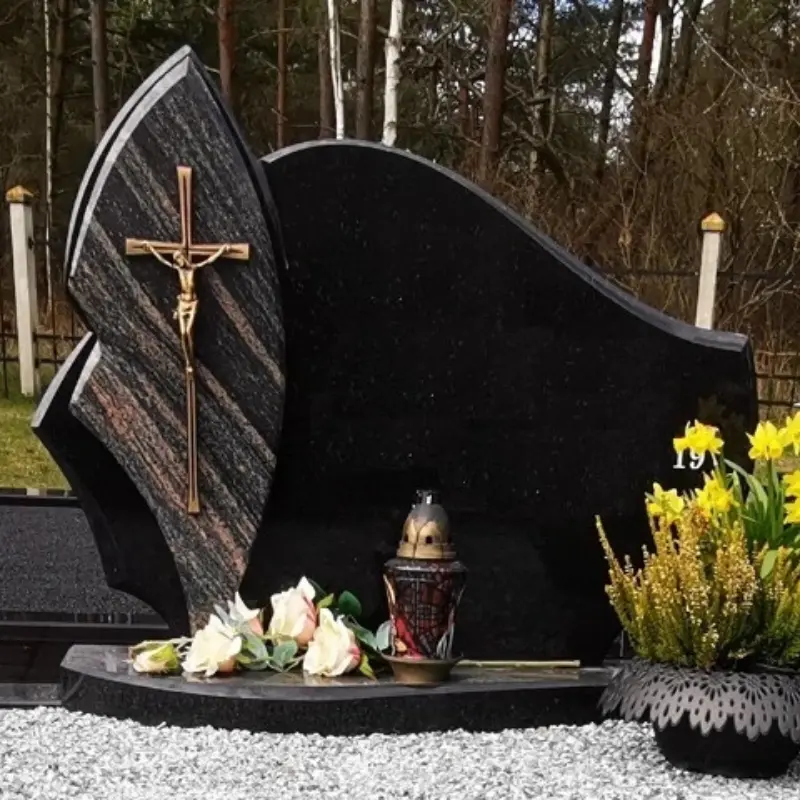 Antkapių ir paminklų gamyba visoje Lietuvoje